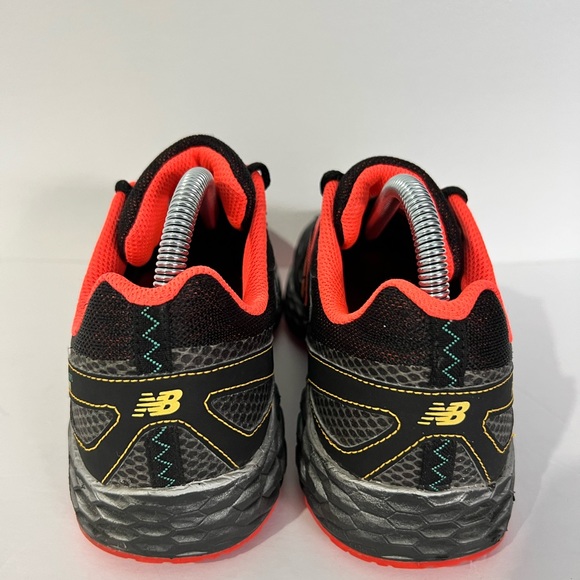 New Balance Fresh Foam Running Shoes - Picture 4 of 8